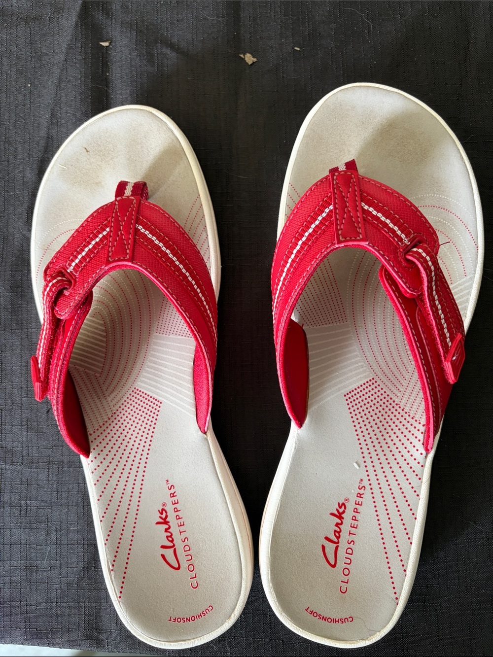 Clarks Women's Red and White Cloudsteppers Flip-Flop Sandals